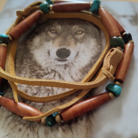 Native Turquoise & Wood Choker - Picture 11 of 12